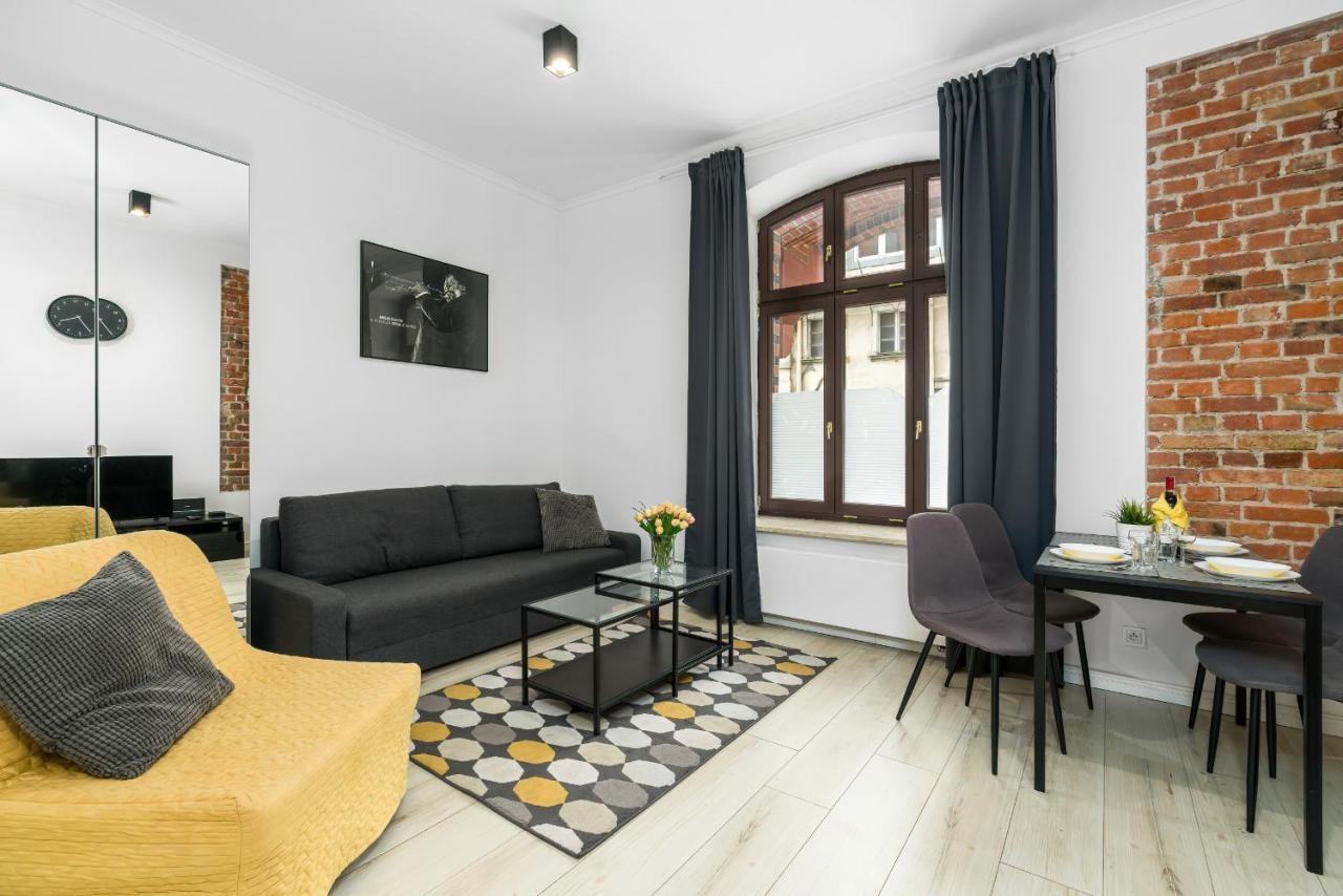 Apartments City Center Saint Wojciech By Renters 波兹南 外观 照片