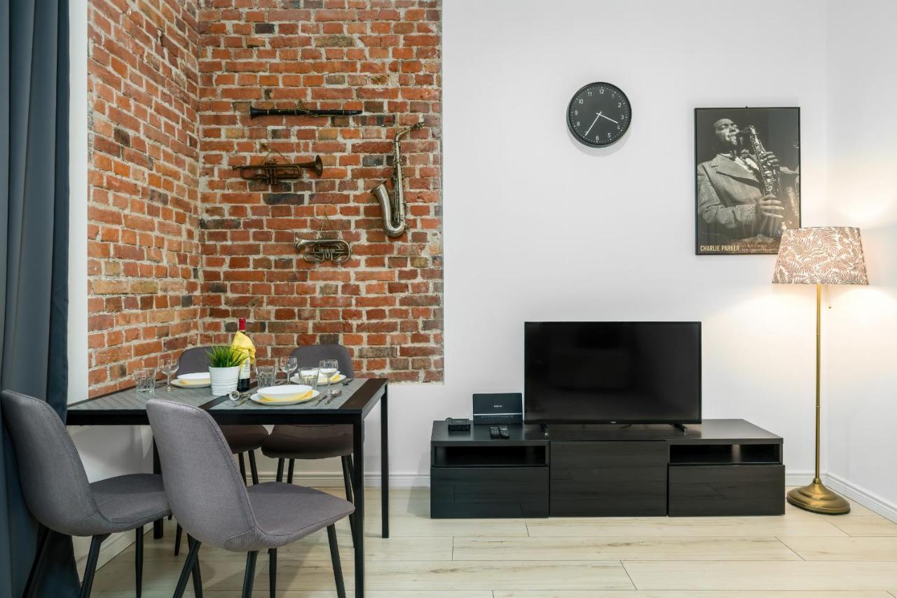 Apartments City Center Saint Wojciech By Renters 波兹南 外观 照片