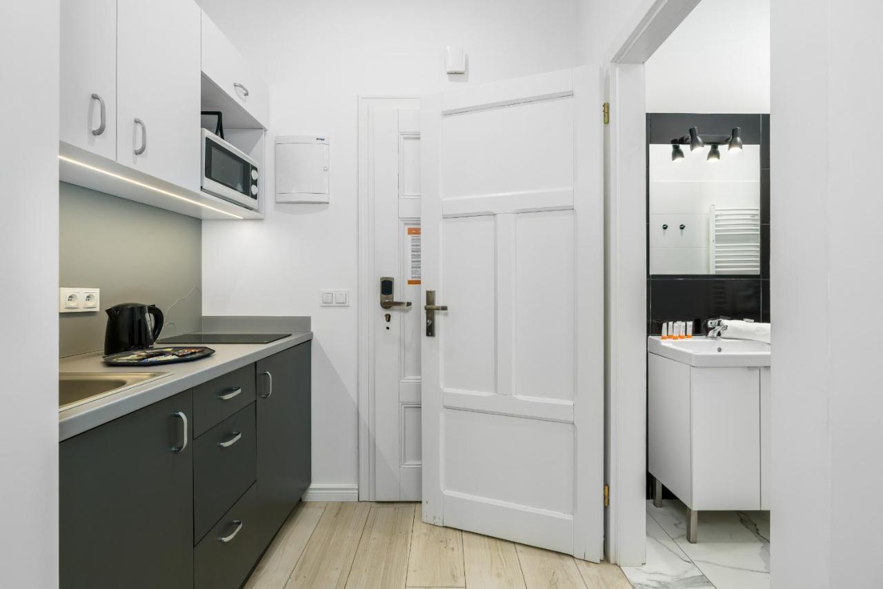 Apartments City Center Saint Wojciech By Renters 波兹南 外观 照片