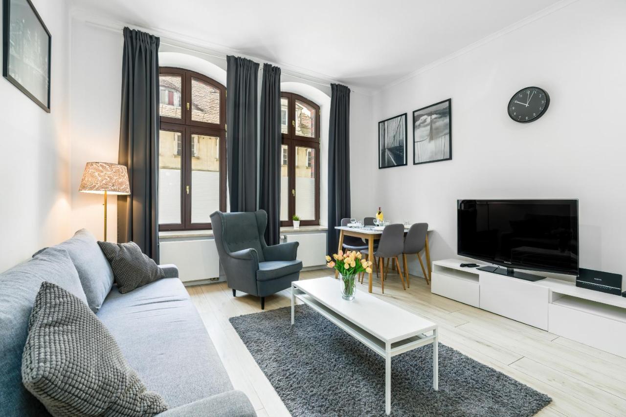 Apartments City Center Saint Wojciech By Renters 波兹南 外观 照片
