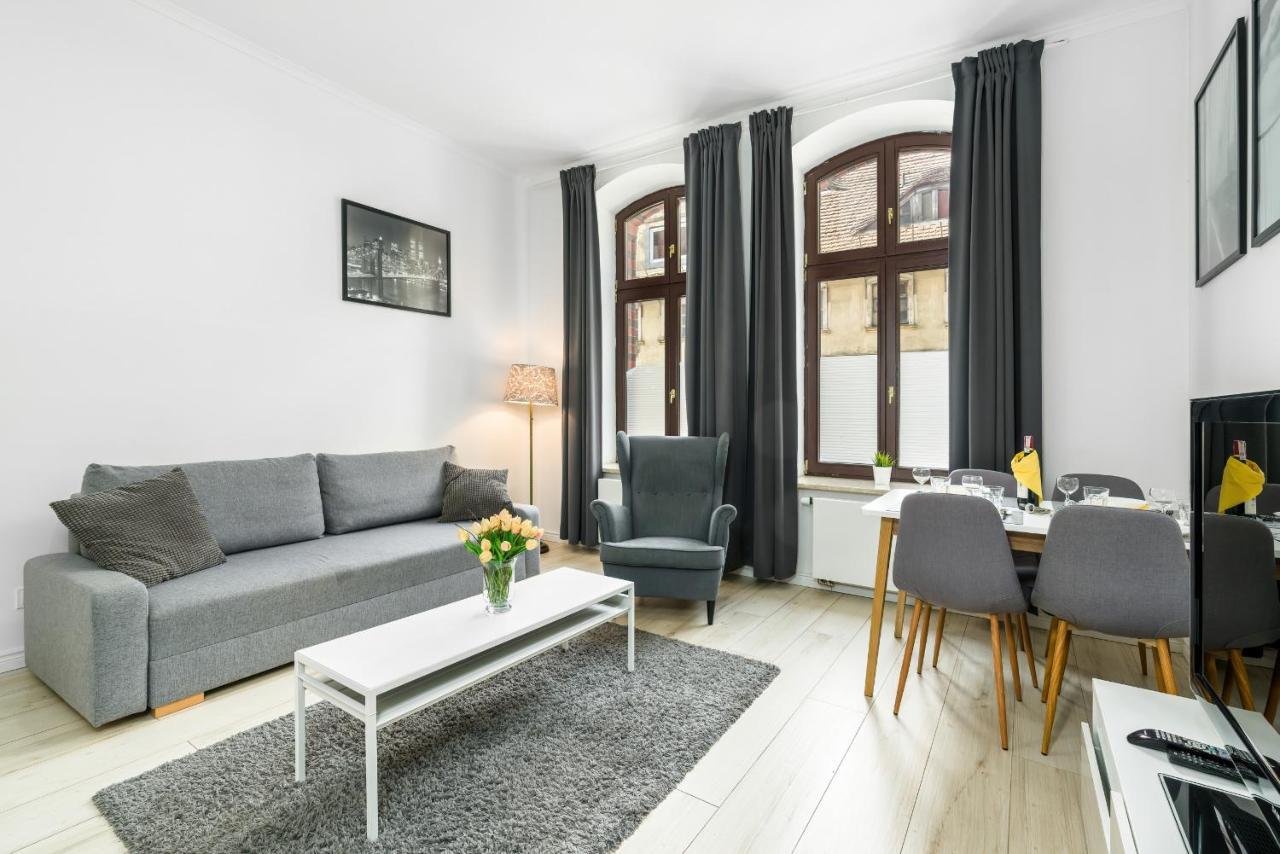 Apartments City Center Saint Wojciech By Renters 波兹南 外观 照片